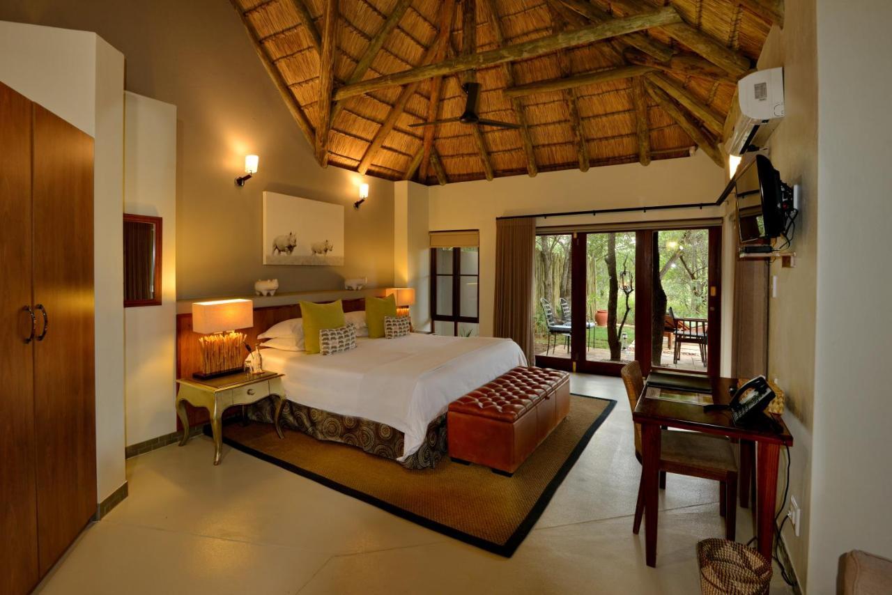 Tambuti Lodge Pilanesberg Buitenkant foto